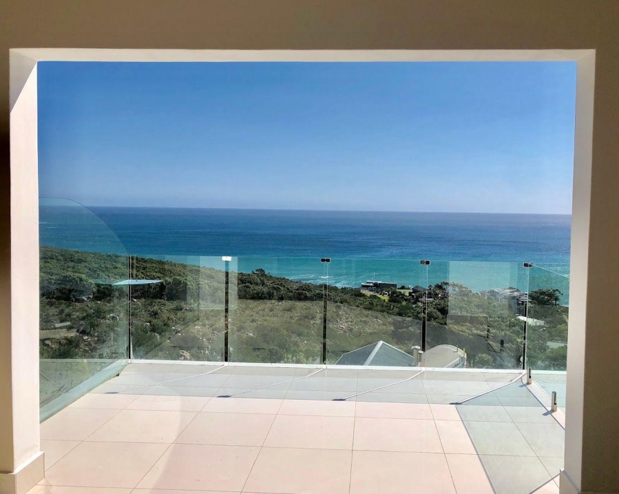 11 Bedroom Property for Sale in Camps Bay Western Cape